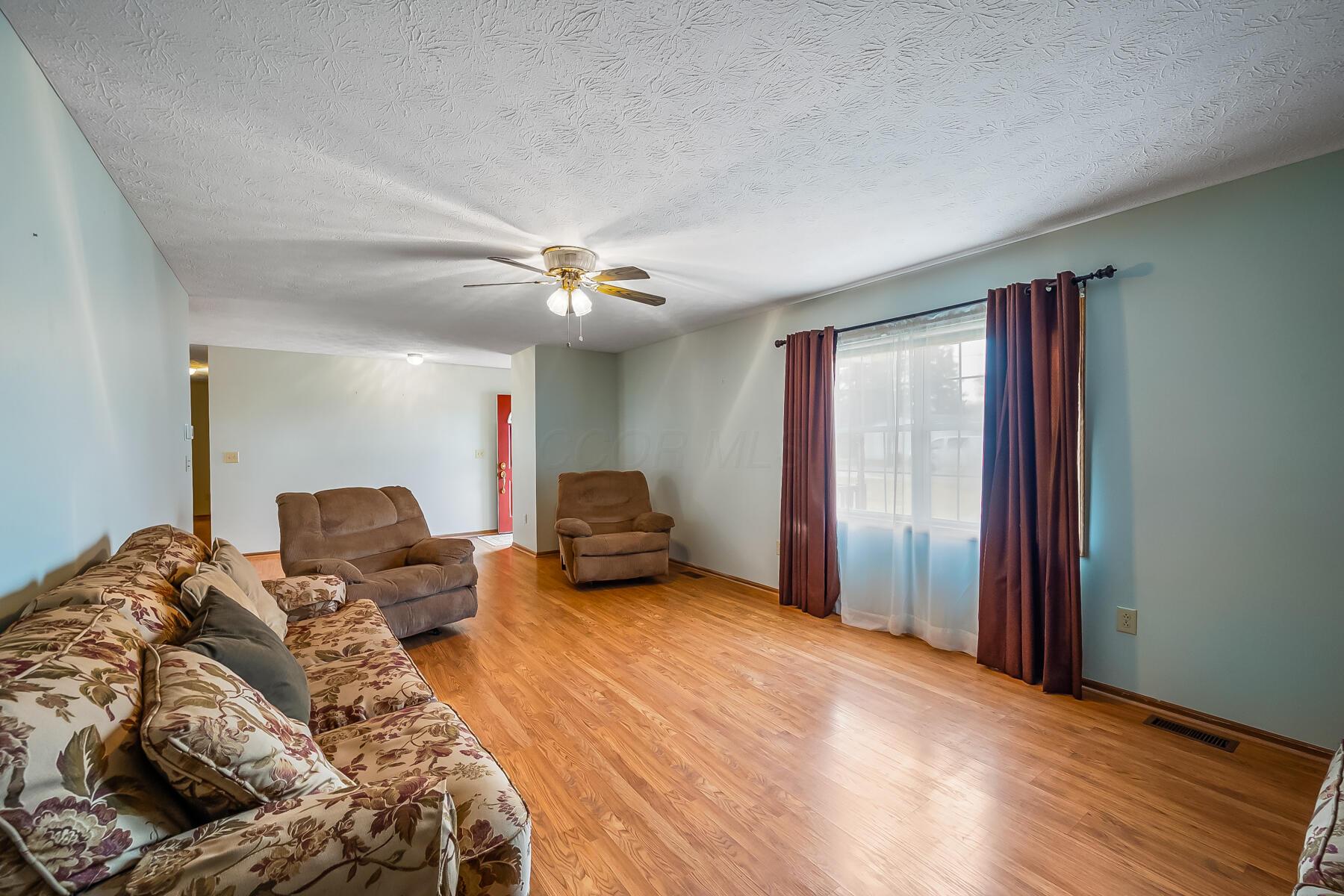 1078 W Fairground Street, Marion, Ohio image 10