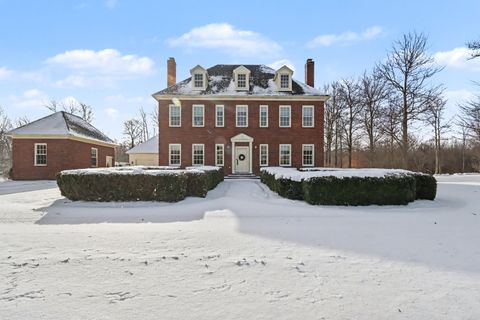 Photo of 1834 Pin Oak Trail, Mansfield, OH 44906 (MLS # 226002339)