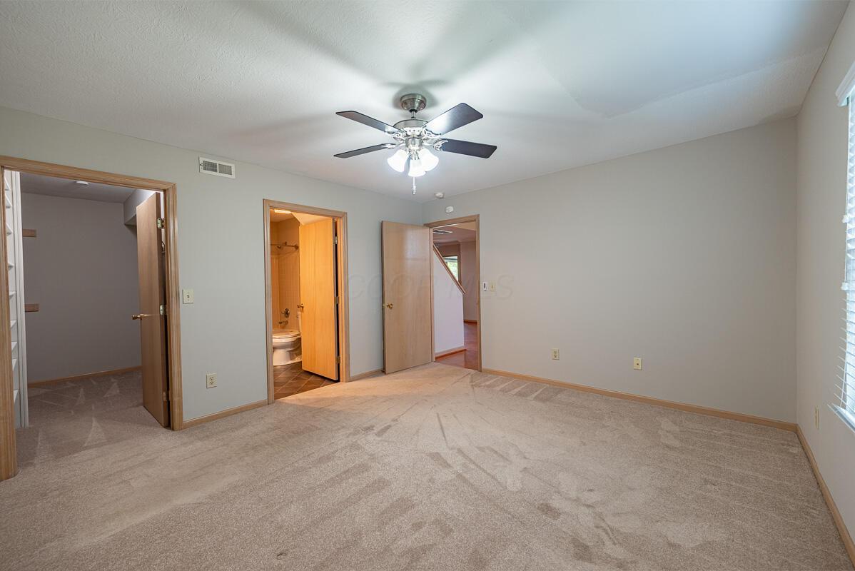 2390 Huntmaster Lane, Grove City, Ohio image 26