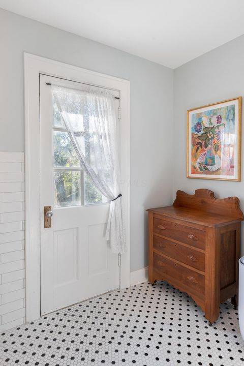 Tiny photo for 389 Wetmore Road, Columbus, OH 43214 (MLS # 226003052)