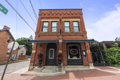 Tiny photo for 43 E Beck Street, Columbus, OH 43215 (MLS # 226021334)