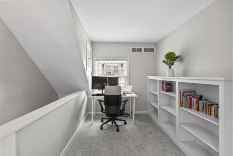 Tiny photo for 43 E Beck Street, Columbus, OH 43215 (MLS # 226021334)