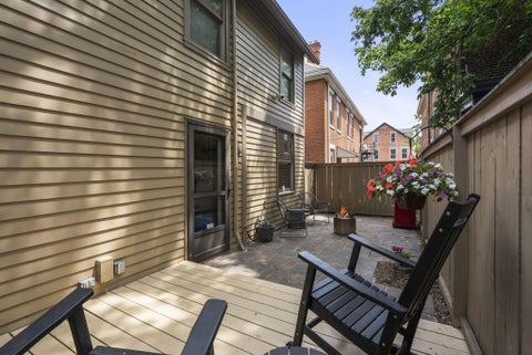Tiny photo for 43 E Beck Street, Columbus, OH 43215 (MLS # 226021334)