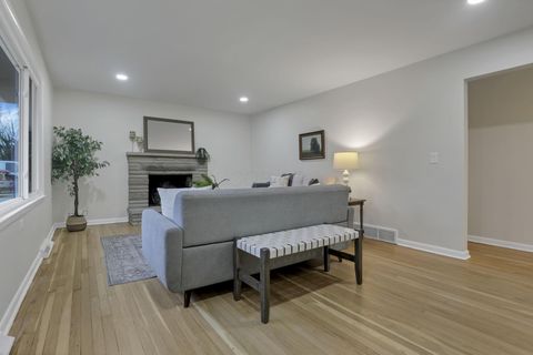 Tiny photo for 350 Lorraine Drive, Pickerington, OH 43147 (MLS # 225045543)