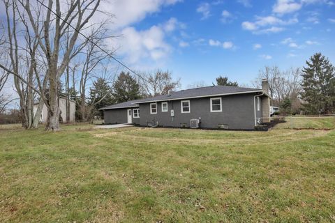 Tiny photo for 350 Lorraine Drive, Pickerington, OH 43147 (MLS # 225045543)