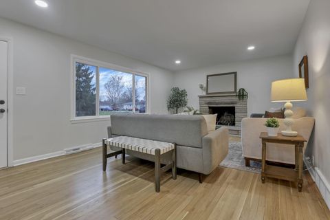 Tiny photo for 350 Lorraine Drive, Pickerington, OH 43147 (MLS # 225045543)