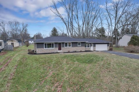 Tiny photo for 350 Lorraine Drive, Pickerington, OH 43147 (MLS # 225045543)