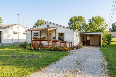 Photo of 1041 Lafayette Street, Greenfield, OH 45123 (MLS # 225045738)