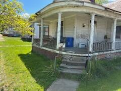 18 Republic Avenue