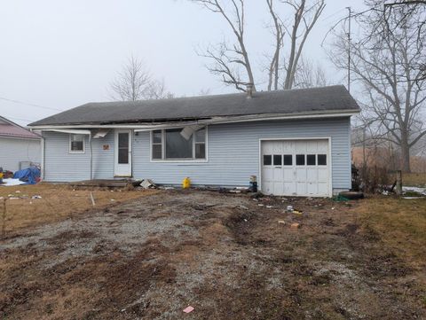 Photo of 25 S Rankin Avenue, South Charleston, OH 45368 (MLS # 226006389)