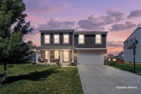 Photo of 7 Burroughs Drive, Ashville, OH 43103 (MLS # 226016568)