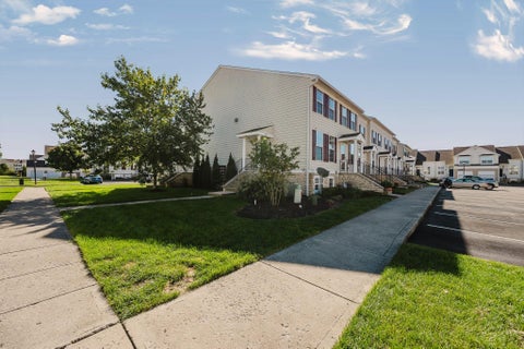 Tiny photo for 5964 Thunder Gulch Drive 34 #34, New Albany, OH 43054 (MLS # 226036599)