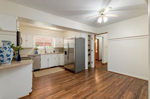 Tiny photo for 566 Kenwell Drive, Newark, OH 43055 (MLS # 226022132)