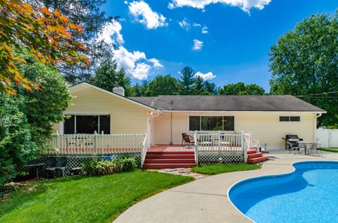Tiny photo for 566 Kenwell Drive, Newark, OH 43055 (MLS # 226022132)