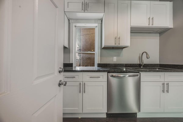1122-1124 N HIGH STREET # 9, COLUMBUS, OH 43201 - Image e295e2d0c5acb04b59e3f583df653b66/493319240