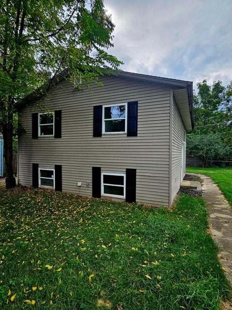 Photo of 2779 Mcguffey Road, Columbus, OH 43211 (MLS # 226034231)