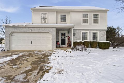 Photo of 178 Roswell Place, Powell, OH 43065 (MLS # 225045719)