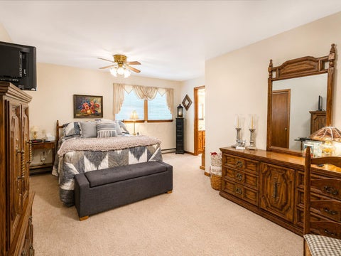 Tiny photo for 429 Vernon Drive, Chillicothe, OH 45601 (MLS # 226027225)