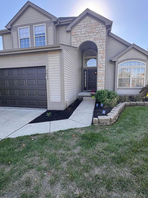 Photo of 5493 Meadow Passage Drive, Canal Winchester, OH 43110 (MLS # 225038318)