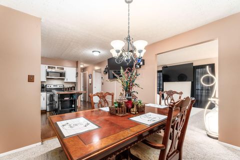 Tiny photo for 2839 Liberty Bell Lane, Reynoldsburg, OH 43068 (MLS # 225044264)