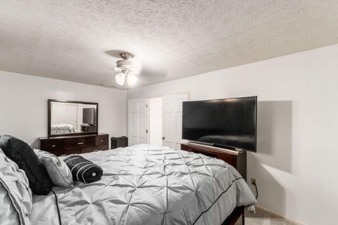 Tiny photo for 2839 Liberty Bell Lane, Reynoldsburg, OH 43068 (MLS # 225044264)