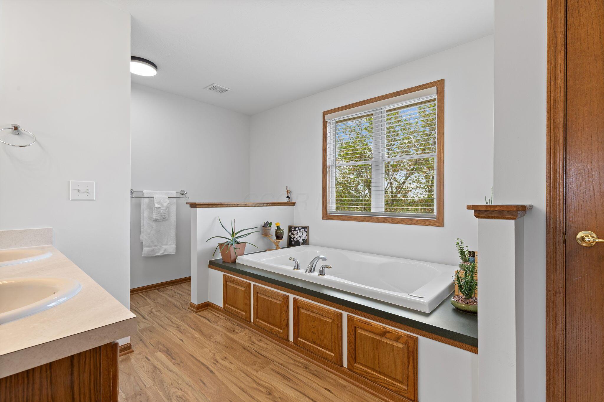 15808 Lewis Road, Sunbury, Ohio image 34