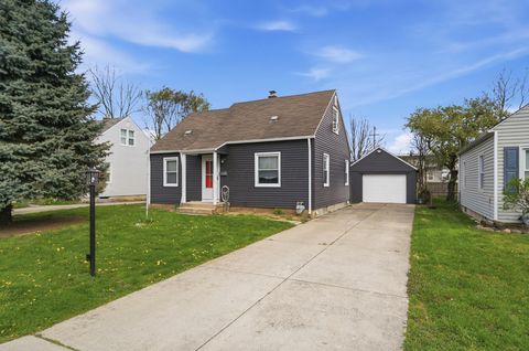 Photo of 912 W 11th Avenue, Columbus, OH 43212 (MLS # 226011745)