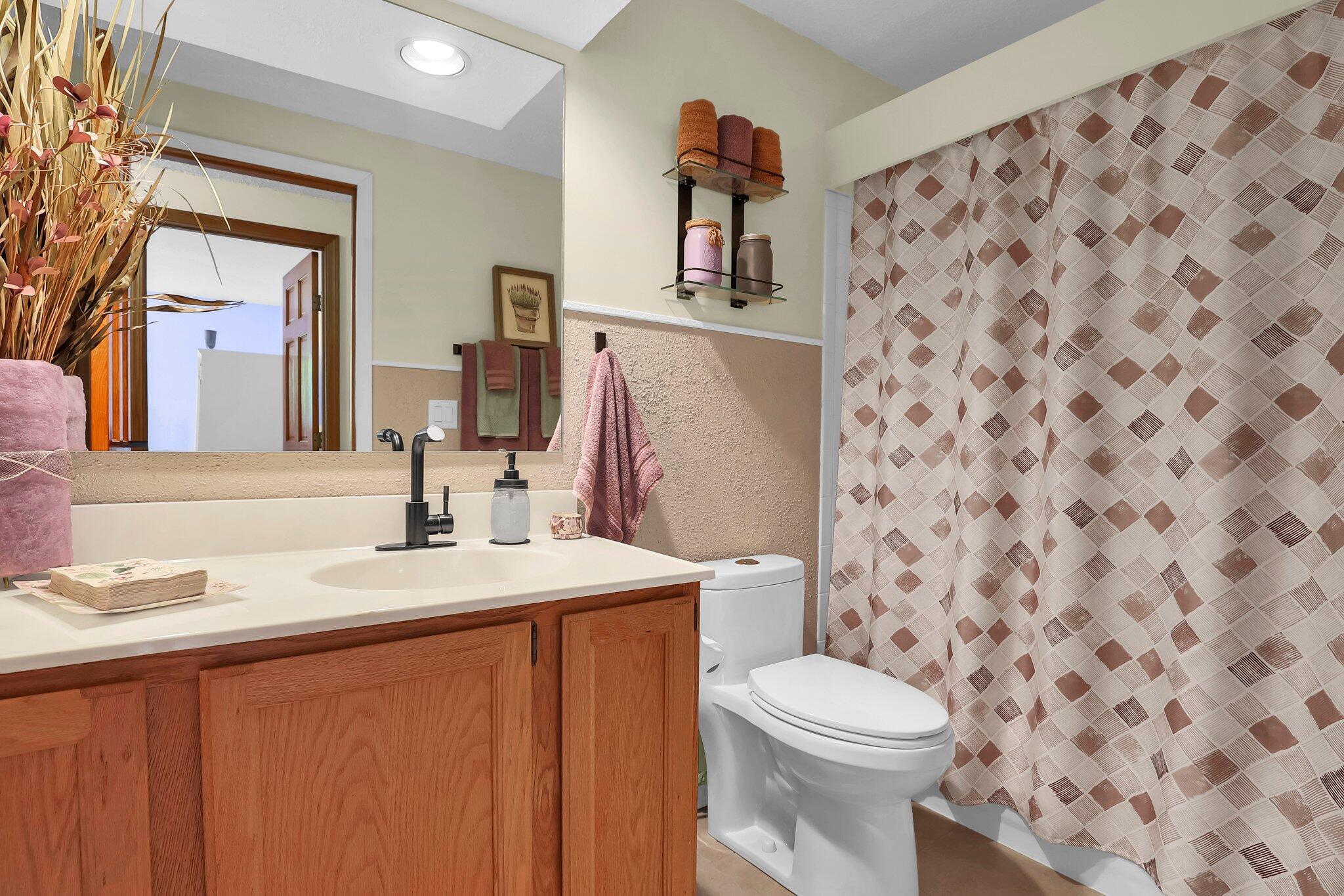 4873 Brixston Drive, Hilliard, Ohio image 19