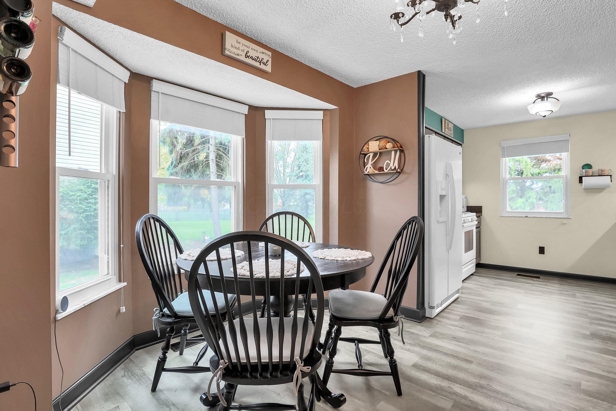 4873 Brixston Drive, Hilliard, Ohio image 13