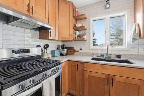 Tiny photo for 1341 Boxwood Drive, Columbus, OH 43229 (MLS # 226000103)