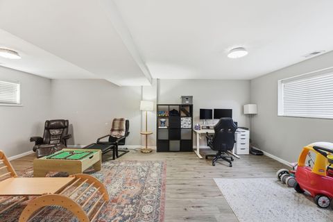 Tiny photo for 1341 Boxwood Drive, Columbus, OH 43229 (MLS # 226000103)