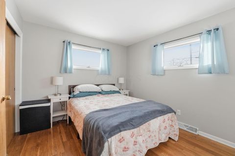 Tiny photo for 1341 Boxwood Drive, Columbus, OH 43229 (MLS # 226000103)