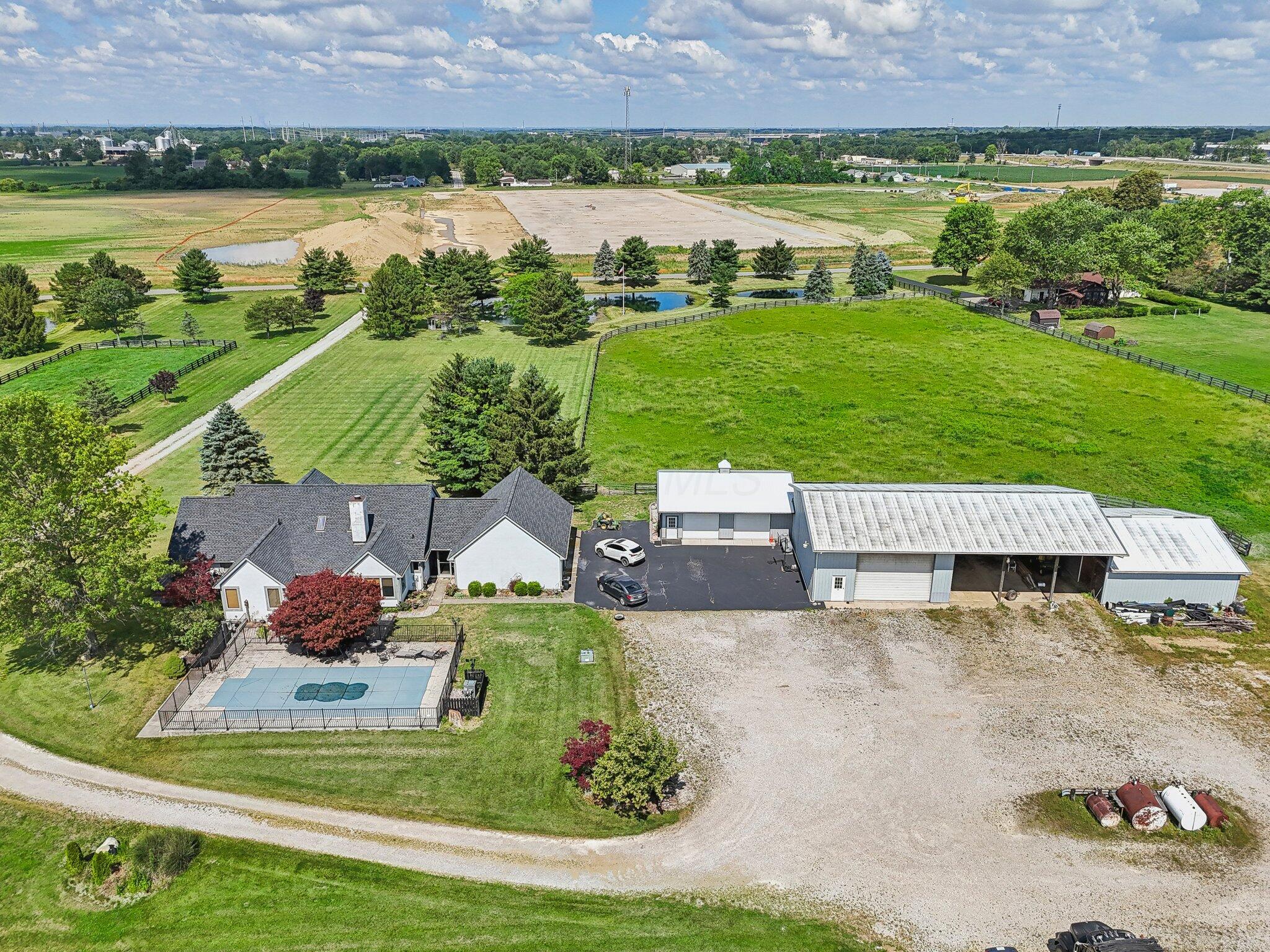 909 Putnam Road, Pataskala, Ohio image 24