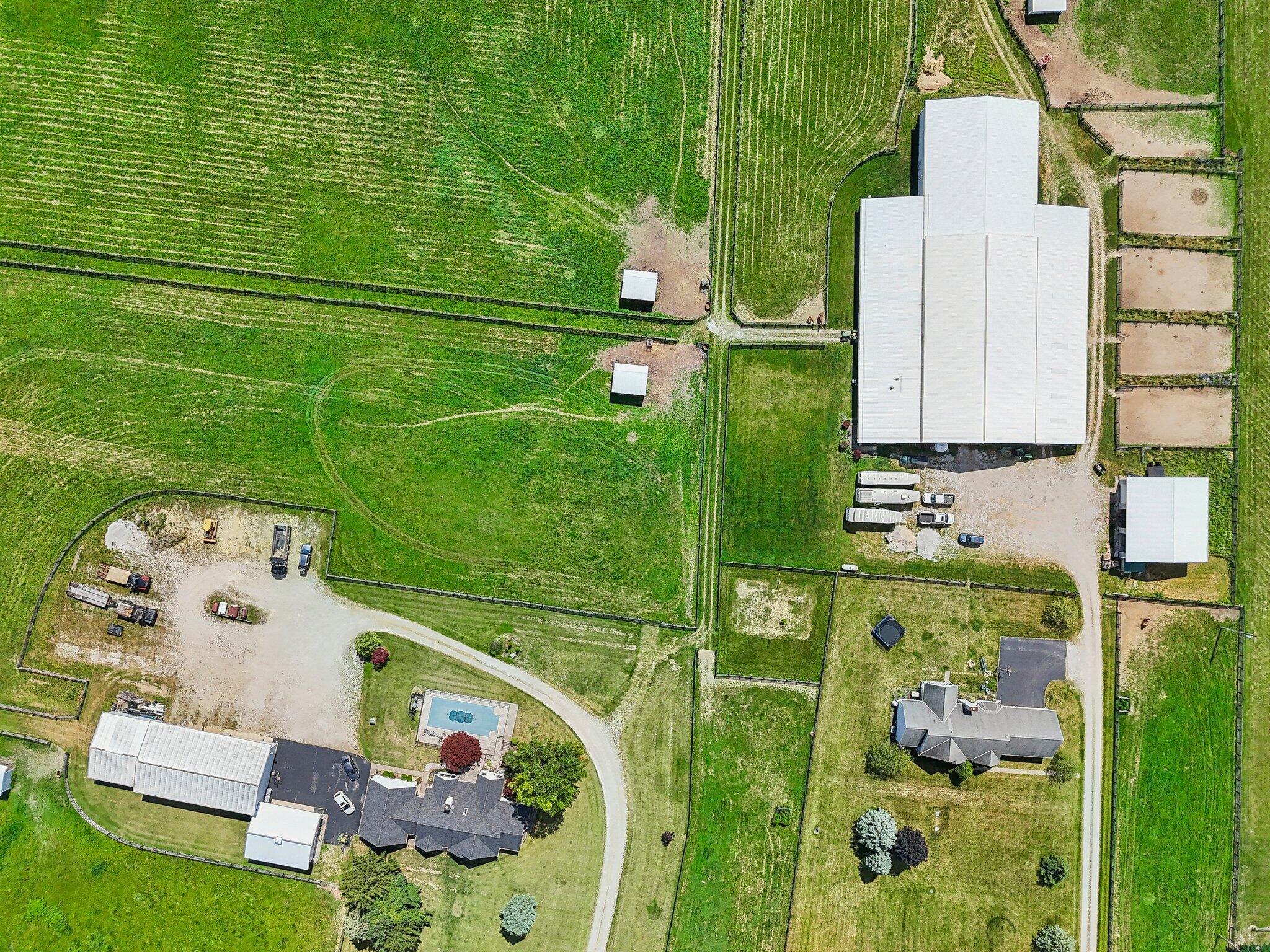 909 Putnam Road, Pataskala, Ohio image 17