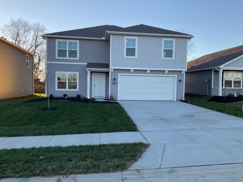 Photo of 1009 Sherwood Loop, Bellefontaine, OH 43311 (MLS # 225042763)