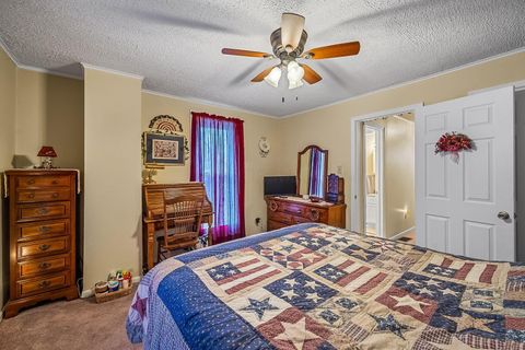 Tiny photo for 212 Elm Street, Marion, OH 43302 (MLS # 225045345)