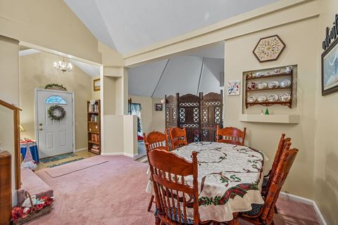 Tiny photo for 212 Elm Street, Marion, OH 43302 (MLS # 225045345)