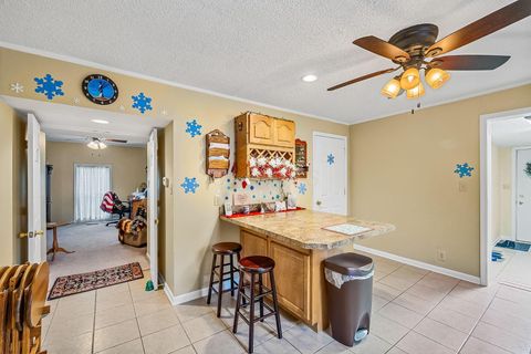 Tiny photo for 212 Elm Street, Marion, OH 43302 (MLS # 225045345)