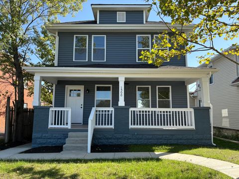 Photo of 1500 Kenny Road, Columbus, OH 43212 (MLS # 225039164)