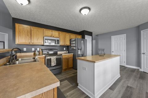 Tiny photo for 1180 Rameys Run Court, Blacklick, OH 43004 (MLS # 225037723)