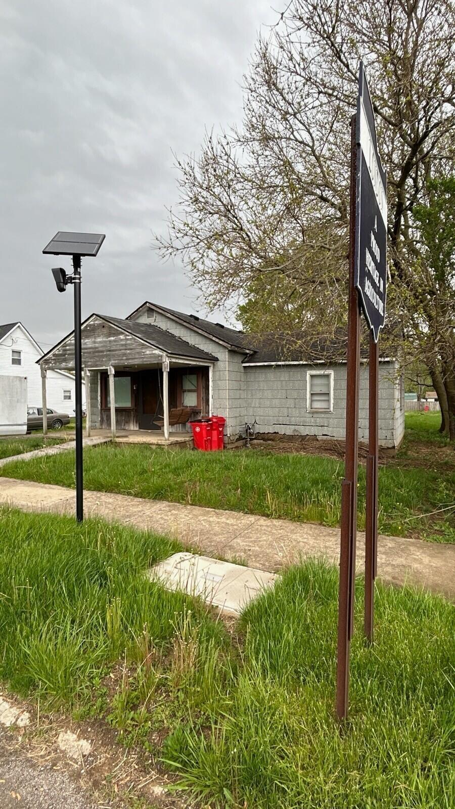 292 S Main Street, London, Ohio image 3