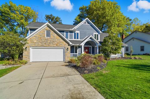 Photo of 638 Churchill Drive, Gahanna, OH 43230 (MLS # 225039989)
