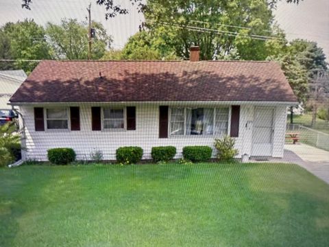 Photo of 1285 Huffer Avenue, Lancaster, OH 43130 (MLS # 225040301)