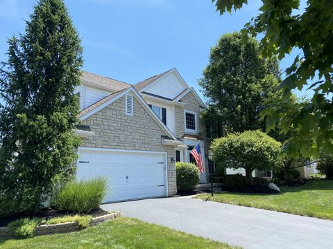 Photo of 7317 Scioto Parkway, Powell, OH 43065 (MLS # 226000265)