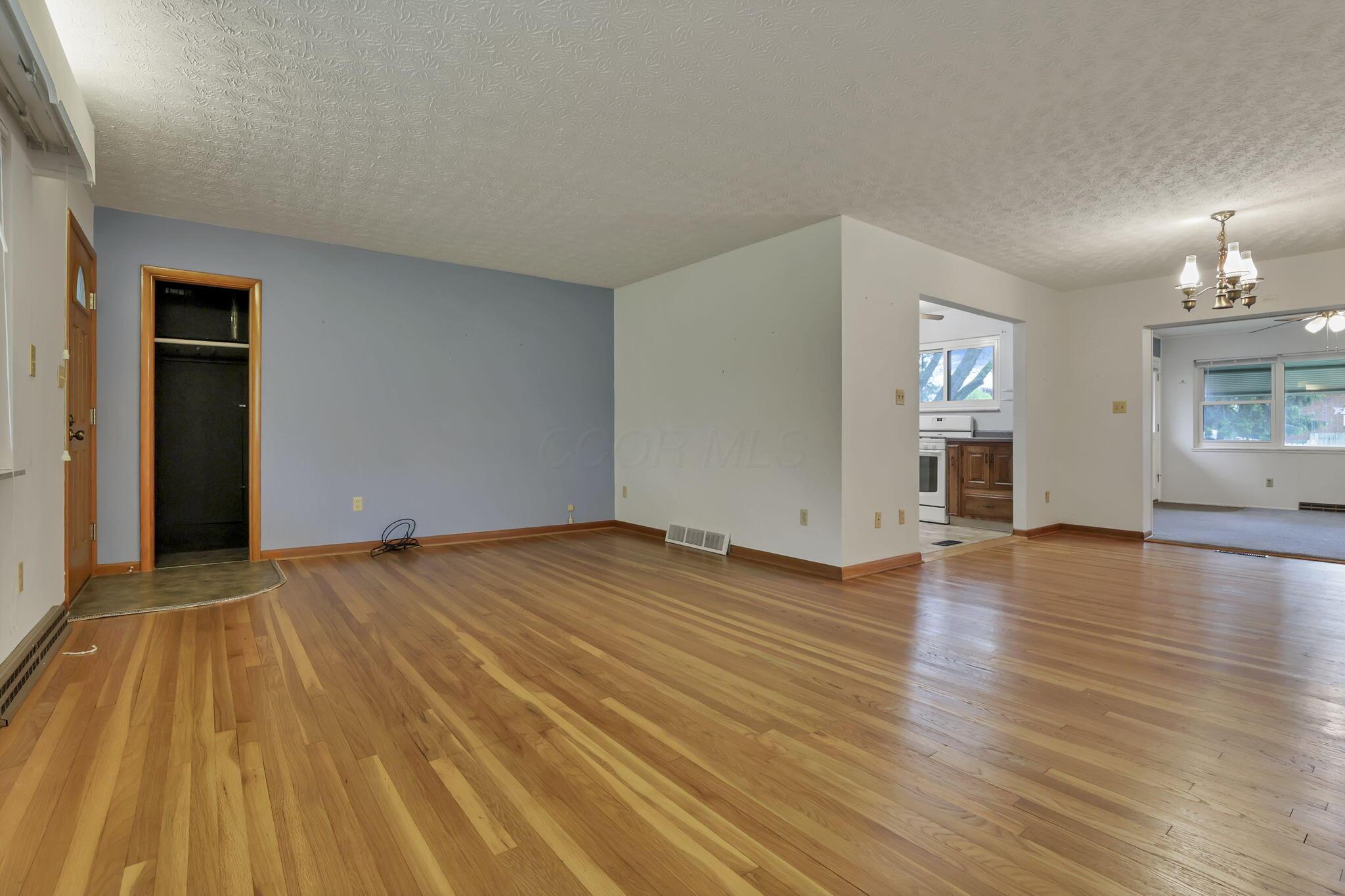 5609 Hayden Run Road, Hilliard, Ohio image 13