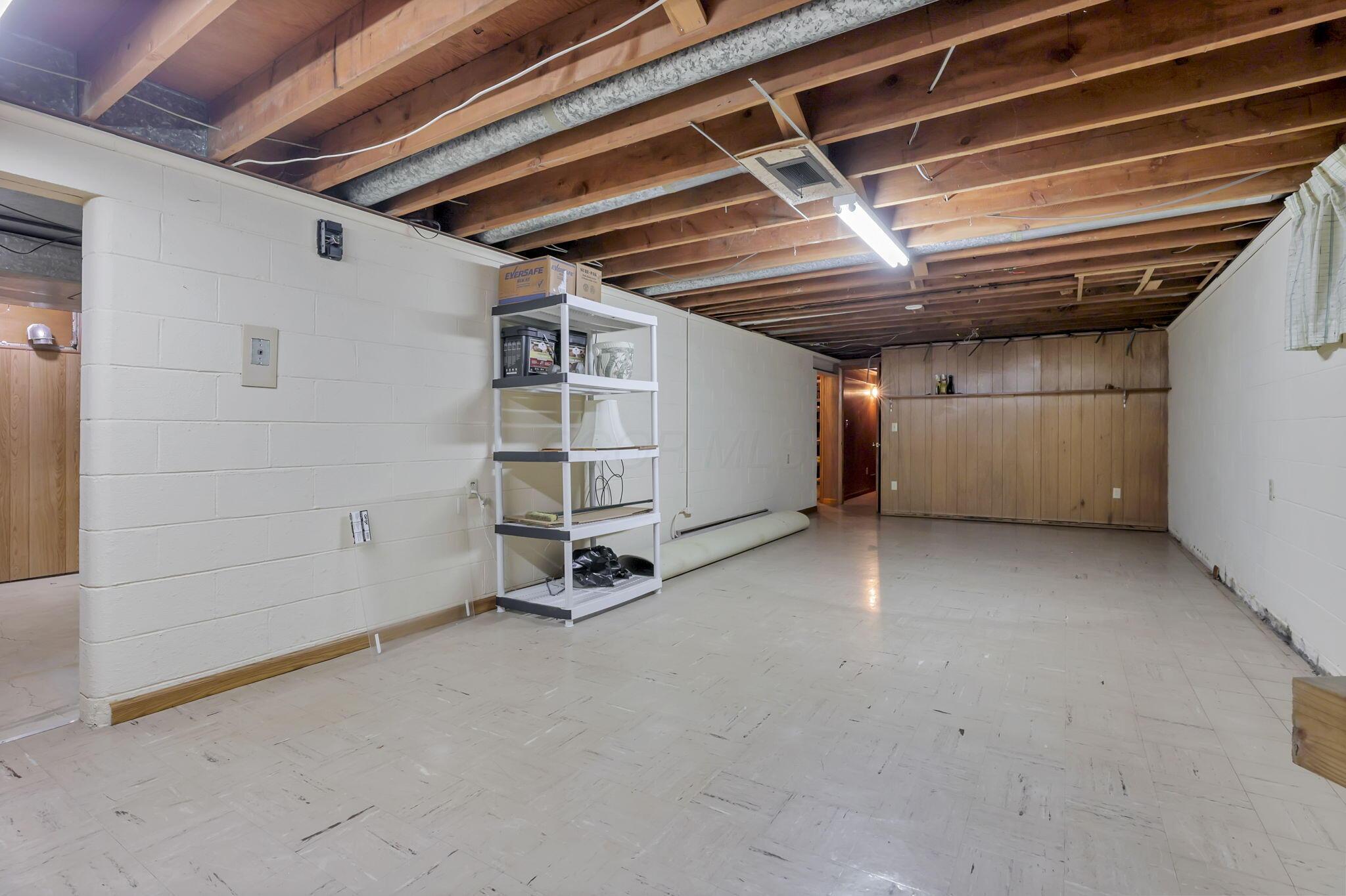 5609 Hayden Run Road, Hilliard, Ohio image 37