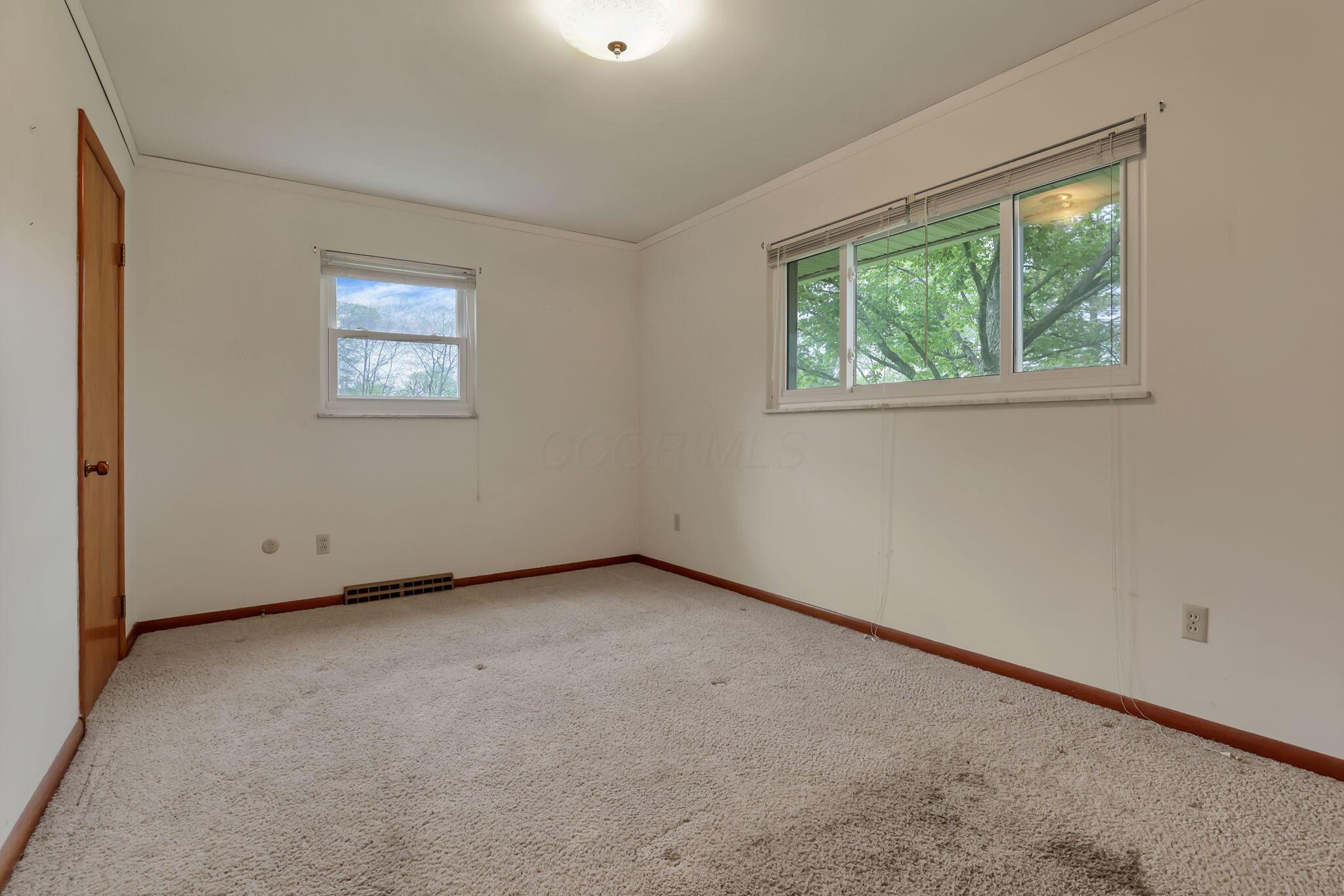 5609 Hayden Run Road, Hilliard, Ohio image 32