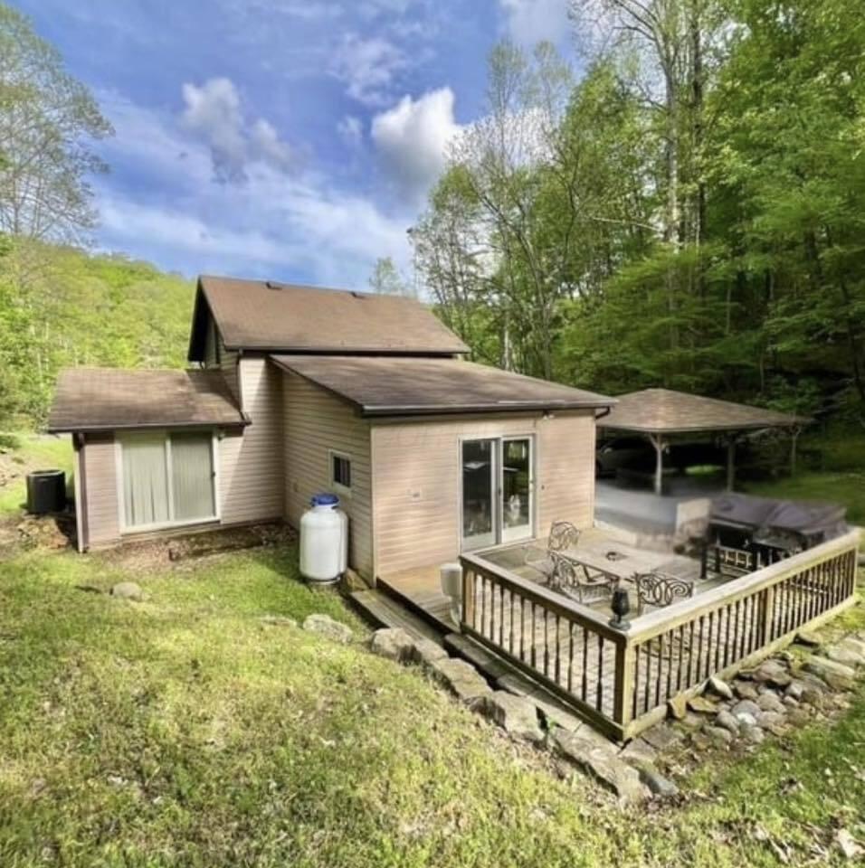 3965 Paradise Road, Sugar Grove, Ohio image 4