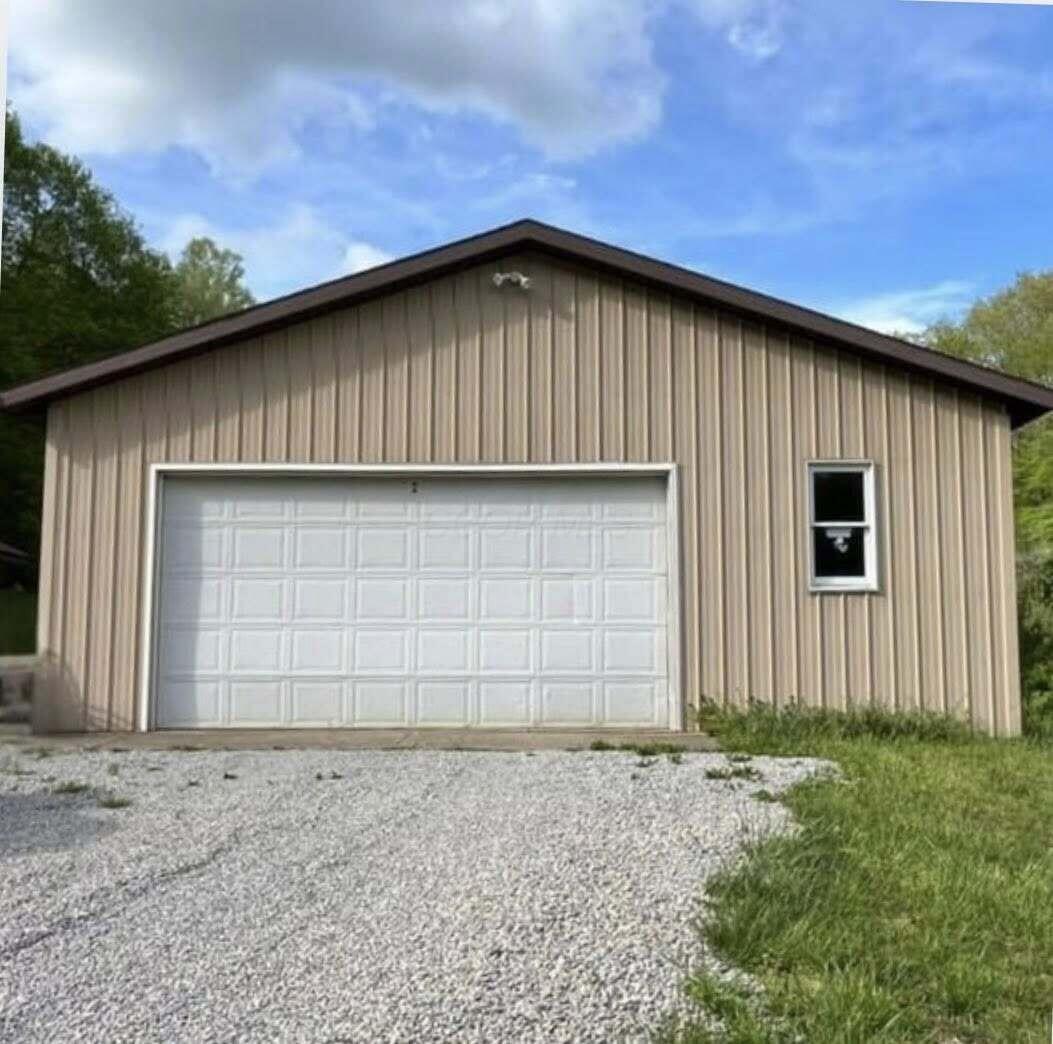 3965 Paradise Road, Sugar Grove, Ohio image 8