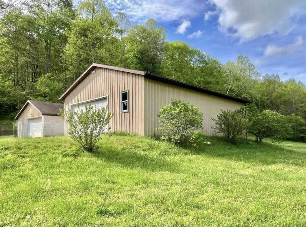 3965 Paradise Road, Sugar Grove, Ohio image 6